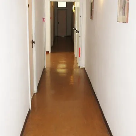 Отель Hamburg