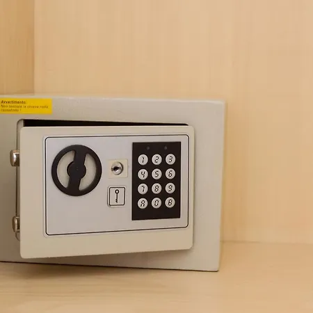 Otel Hamburg 2*