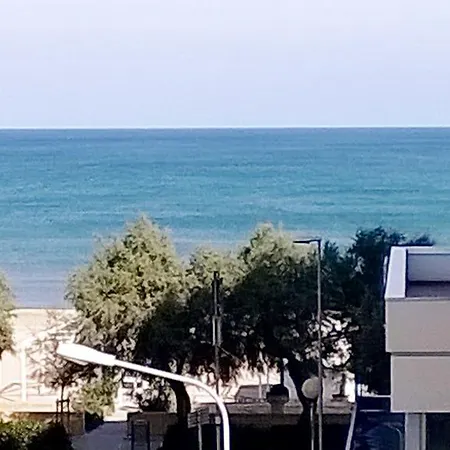 Hamburg 2* Senigallia