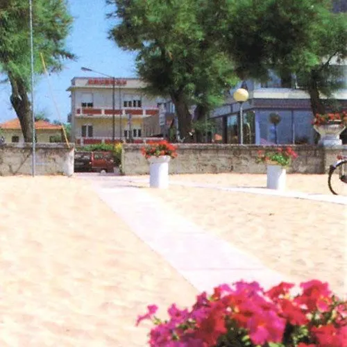 Ξενοδοχείο Hamburg 2*